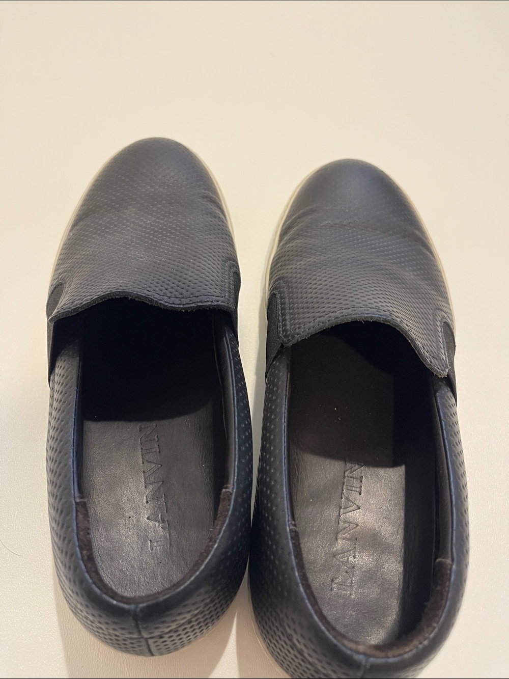 Lanvin Men's Black Slip-On Loafers with Cream Sole - Picture 5 of 7
